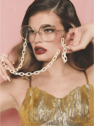 The Linda Farrow optical frames are a celebration of the most opulent materials engineered to create stylish frames. The finest Japanese titanium and Italian acetate are utilised to create timeless pieces, oozing functionality without compromising style.