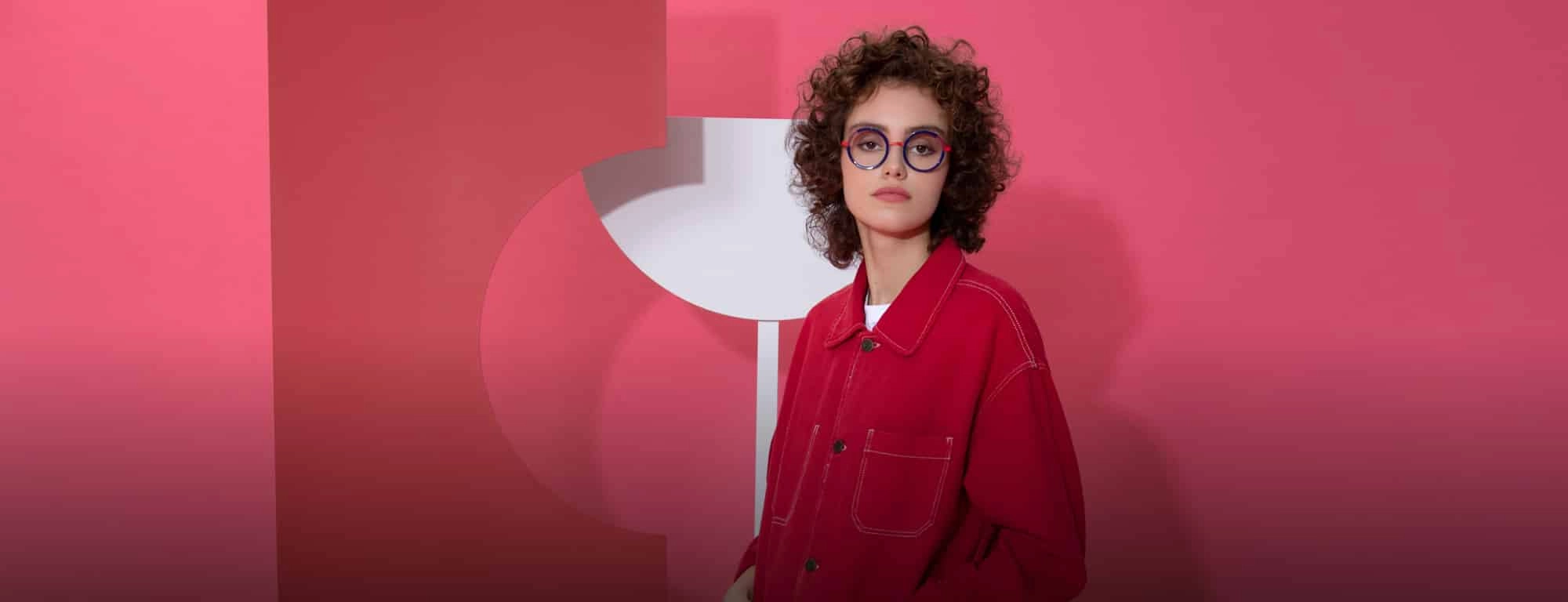 Anne & Valentin is a brand born from the wild dream of two opticians from Toulouse, a town in the South-West of France. The couple, looking for graphic and original frames for their friends, decided to create what they couldn’t find.