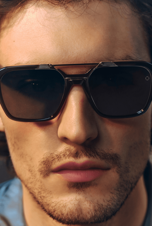 How to choose eyeglass frames: 4 key factors | Tris Coffin