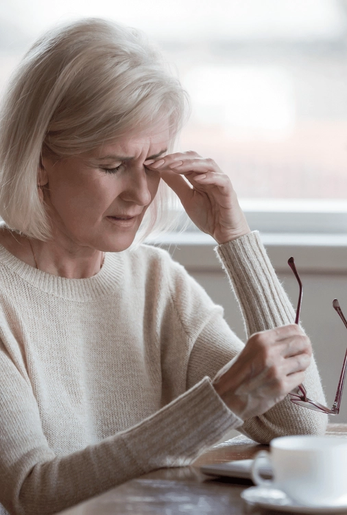 Fatigue oculaire : Causes, symptômes et traitement